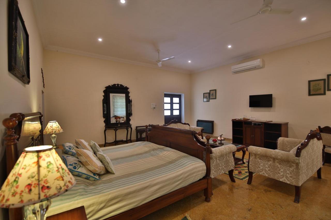 ループ ニワス コティ ホテル Nawalgarh エクステリア 写真