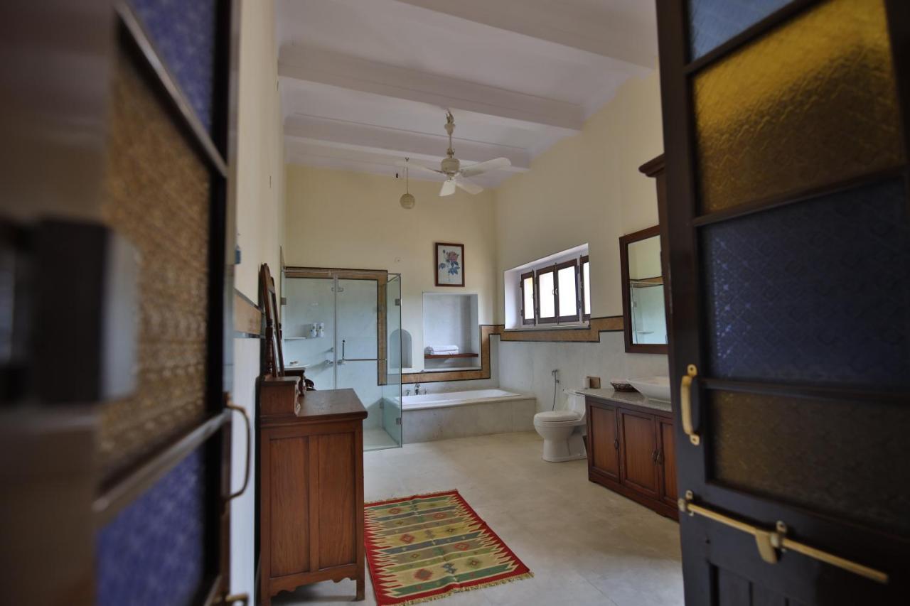 ループ ニワス コティ ホテル Nawalgarh エクステリア 写真