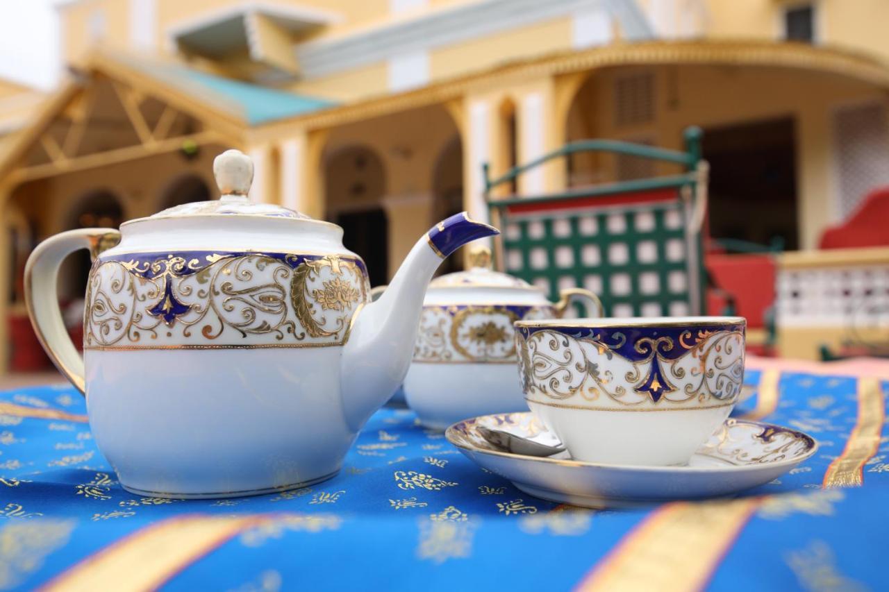ループ ニワス コティ ホテル Nawalgarh エクステリア 写真