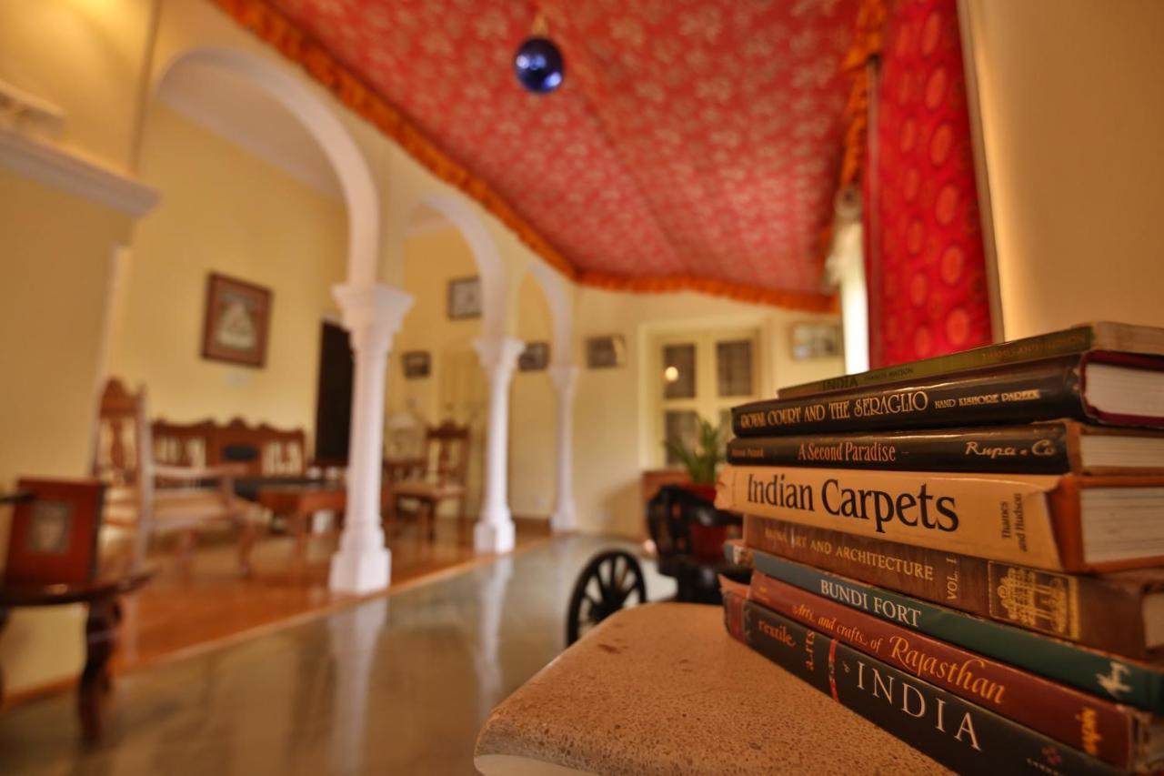 ループ ニワス コティ ホテル Nawalgarh エクステリア 写真