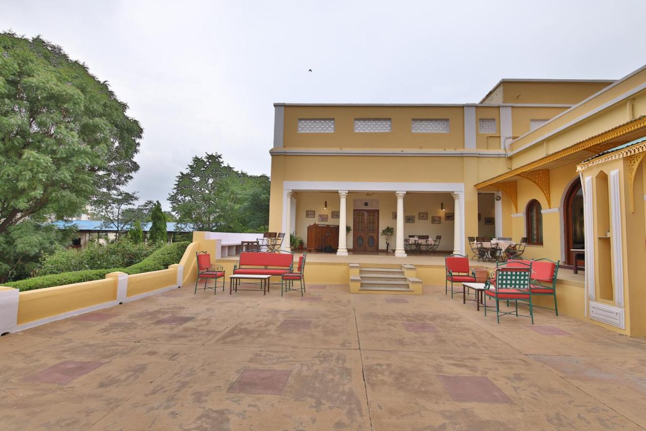 ループ ニワス コティ ホテル Nawalgarh エクステリア 写真